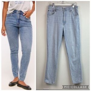 Abercrombie & Fitch skinny high rise curve love women’s light wash stretch jeans